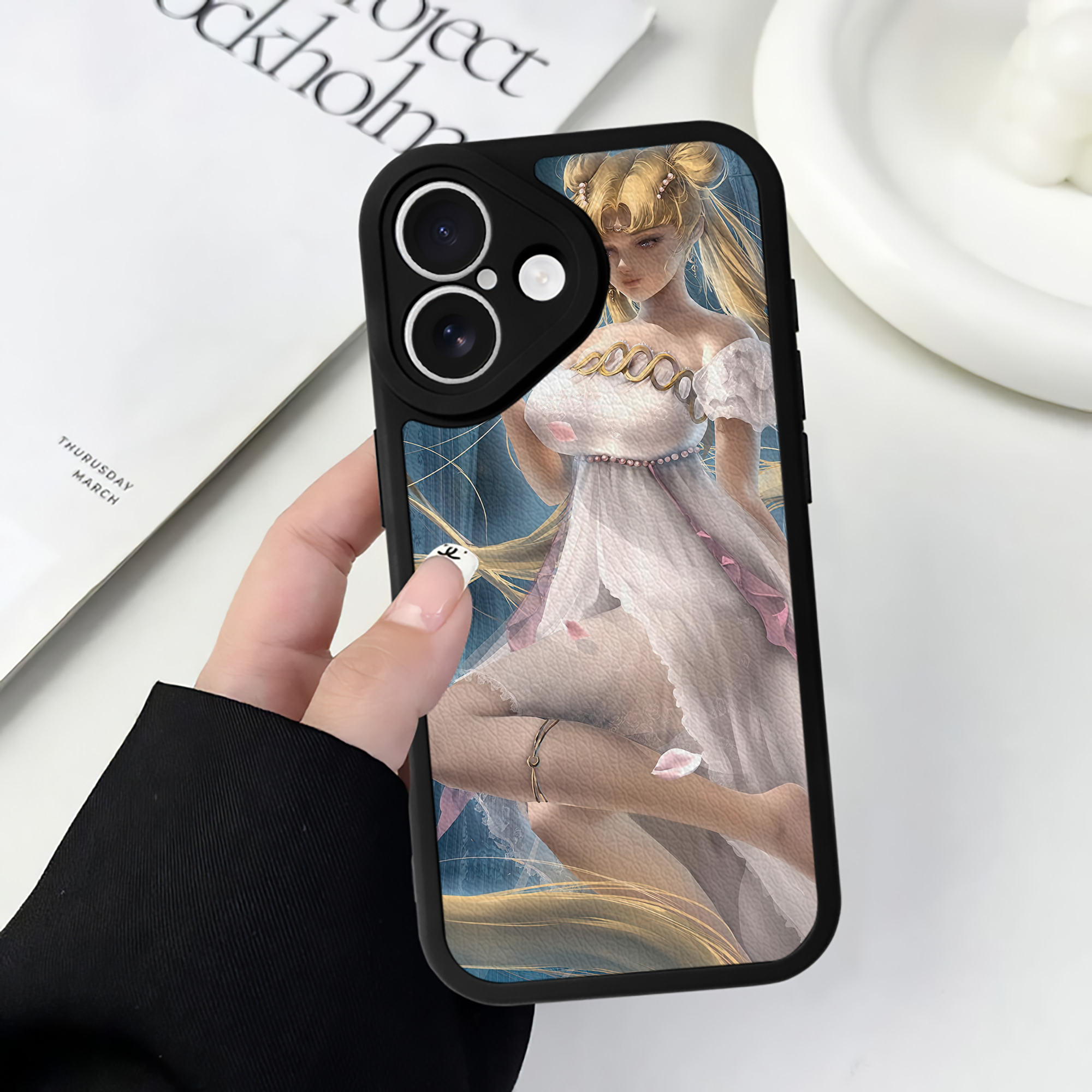（画像用） 美少女戦士セーラームーン Sailor Moon 【iPhone 16シリーズ対応】シリコンスマホケース（レザー調） 材質：シリコン